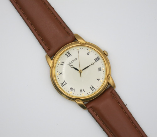 Vtg restored seiko watch - seiko,