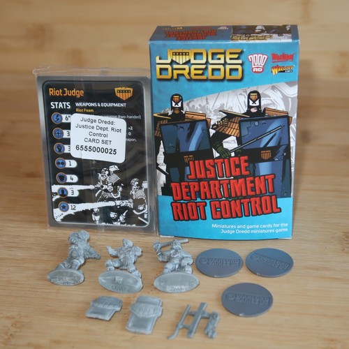 Judge dredd 2000 warlord - judge,