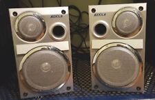 Casse Audiola 23x14x14 con fili semplici, ohm e W non riportati