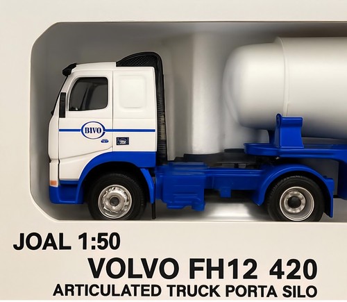 Camion trasporto silo cemento