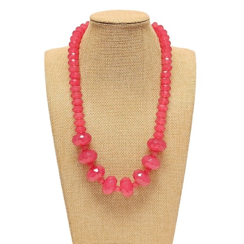 Pink faceted bead necklace - pink,