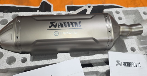 Scarico akrapovic slip - scarico,