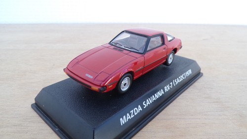 Konami mazda savanna rx 7 - 1:64,