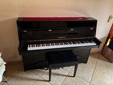 Pianoforte verticale da studio