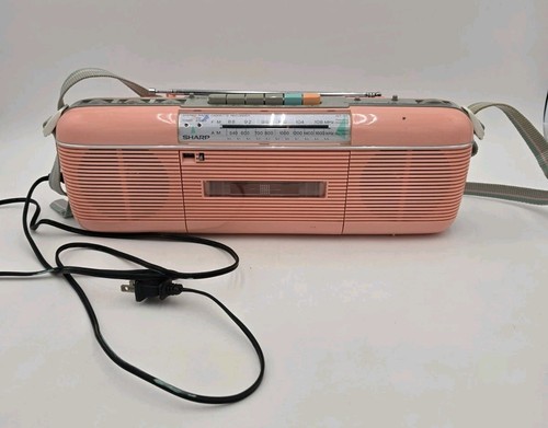 Radio cassette sharp 50 - radio, a