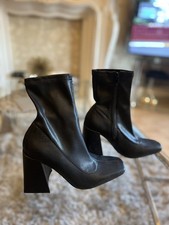 Stivaletti Primark neri in