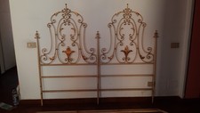Antica Testiera Letto in ferro 180x115x154 cm foglie dorate particolari in foto