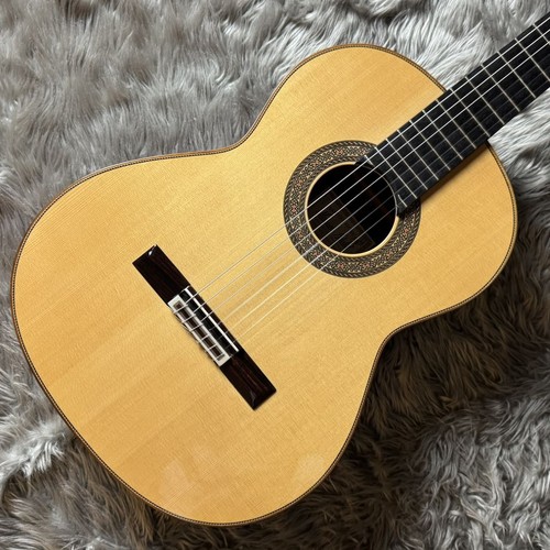 Chitarra classica naturale