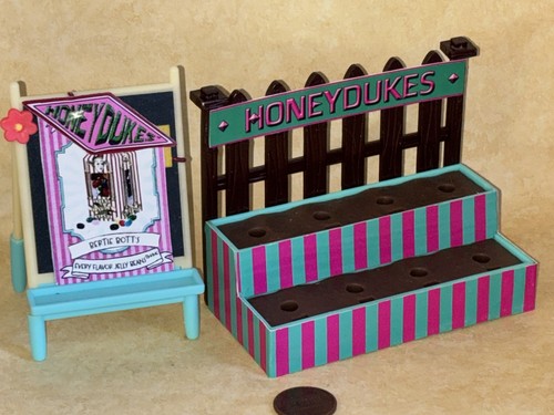 Honeydukes candy shop stand - candy,