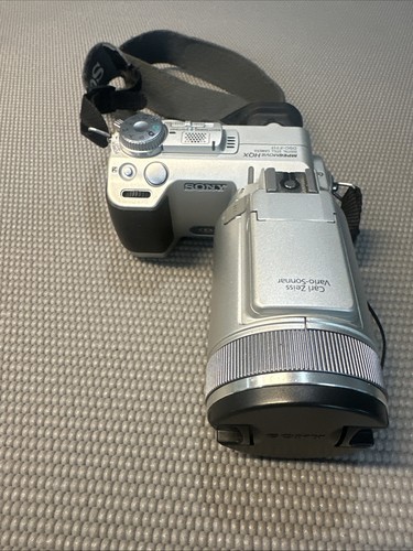Sony cyber shot - sony, dsc-f717
