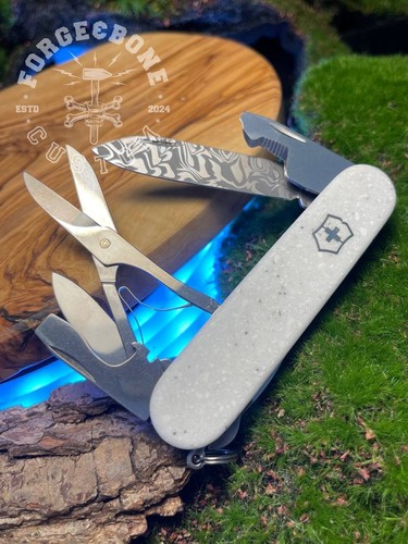 Victorinox companion damast - victorinox,