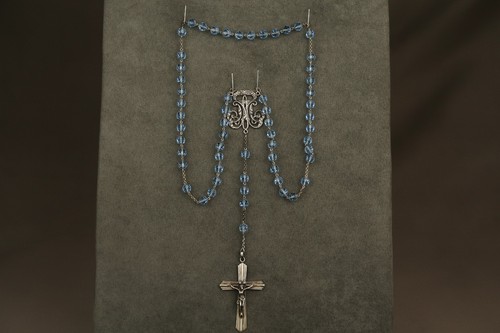 Antico ciondolo rosario perle