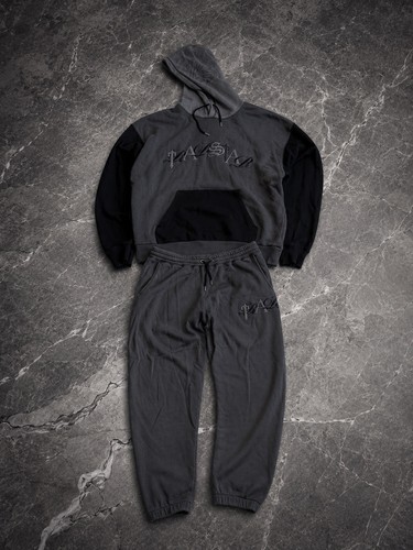 Authentic trapstar script - authentic,