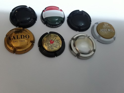 Tappi capsule di - tappi,
