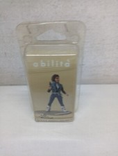 Agilità Legs Weaver Statuina