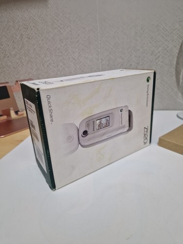 Sony ericsson z520i new check - sony,
