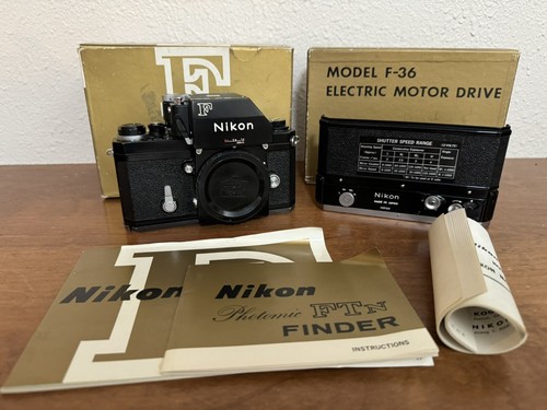 Rara fotocamera nikon nera - rara,