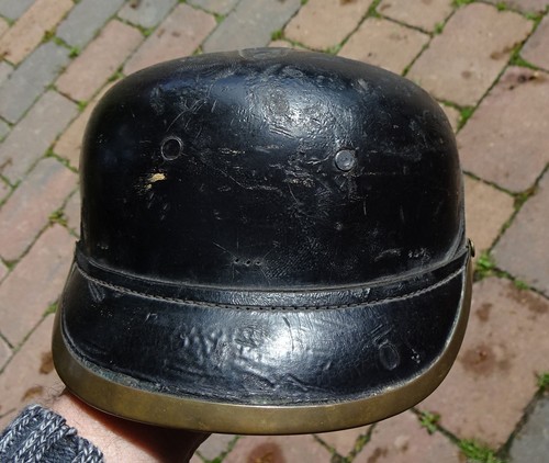 Vecchio casco cofano - vecchio,