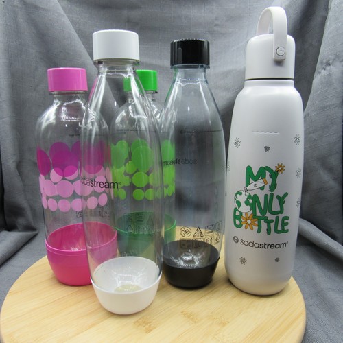 Lot sodastream bottles - of,