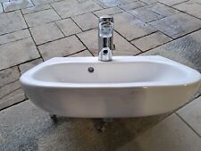 Lavabo 45x34 cm, marca Duravit, con miscelatore automatico con fotocellula Idral