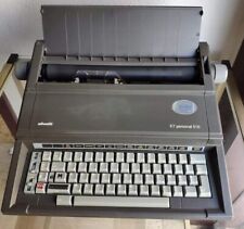 Macchina da scrivere OLIVETTI