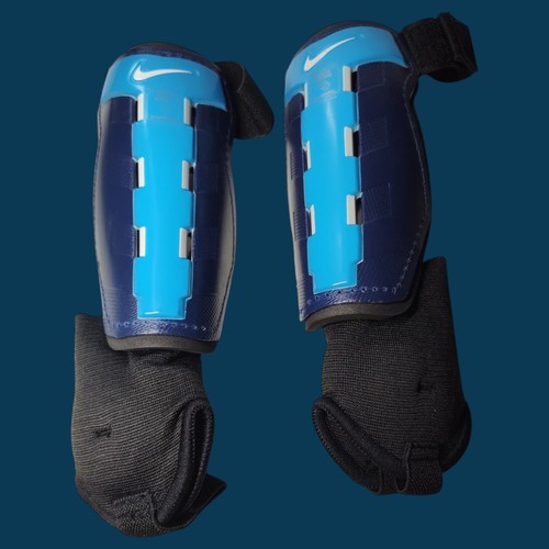 Nike charge parastinchi - nike,