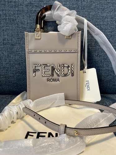 Fendi borsa nuova pelle - in,