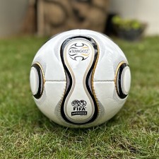 Teamgeist pallone ufficiale da