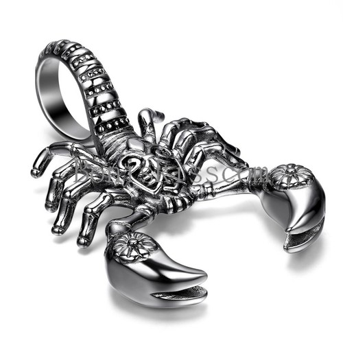 Collana con ciondolo uomo