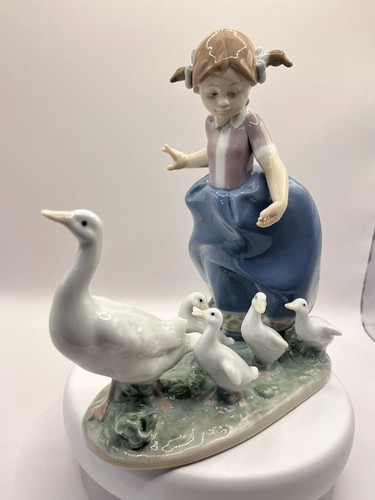 Statuina lladro affrettati - affrettati, ora