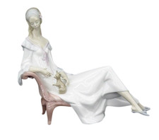 Statuina ceramica lladro - in,