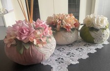 Pon pon-Profumatori d'ambiente. Fiori con velluto e pizzo. 