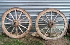 Ruote carro antico antiquariato in legno e ferro SOLO RITIRO IN ZONA