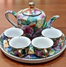 Servizio da sakè  cinese decorato  e dorato porcellana