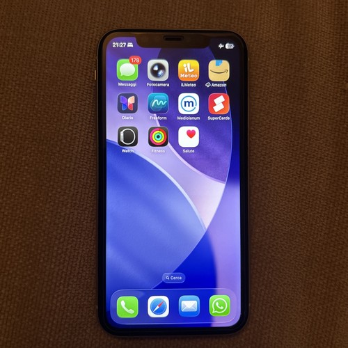 Apple iphone gb - apple, 11