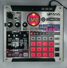Roland SP-555 Sampler solo con