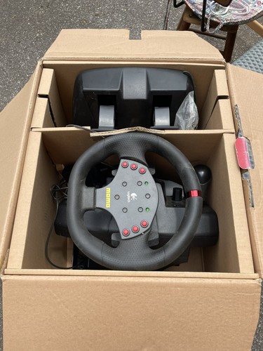 Logitech momo racing - racing, wheel