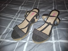 Zeppe con spalline Lottie