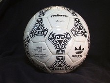 Adidas Azteca Calcio Taglia 5