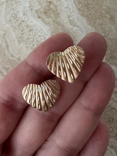 Orecchini cuore oro massiccio
