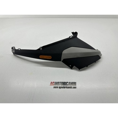 Plastica laterale destra - plastica,