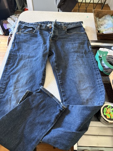 Armani exchange j10 size 32 - 34,