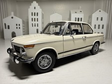 Kyosho n.08541W BMW 2002tii