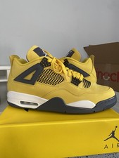Nike Air Jordan 4 Retro Mid