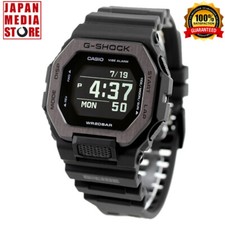 Orologio da uomo digitale