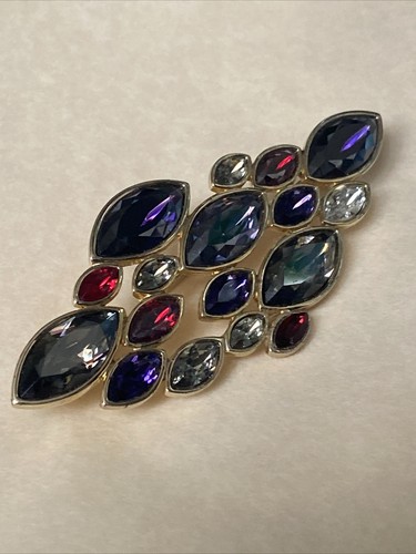 Superbe broche cristal - superbe,