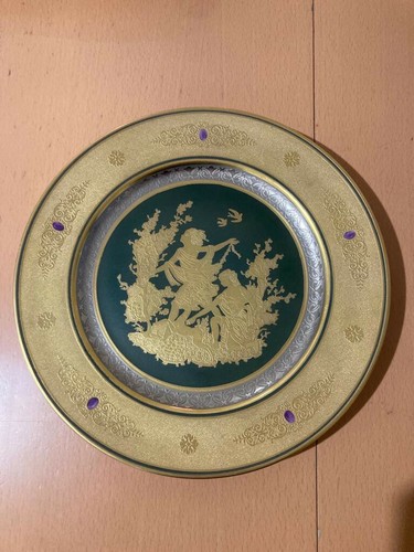 Piatto ornamentale - , in