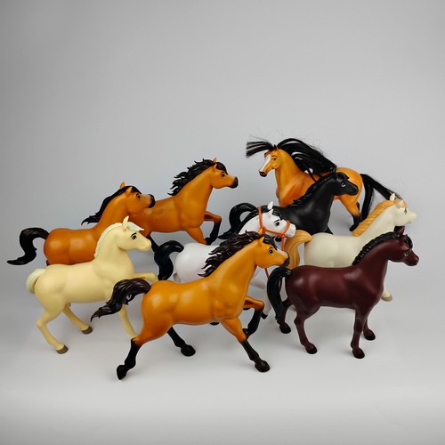 Mattel spirit riding free - spirit,