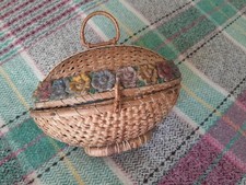 Antico cesto da cucire vintage