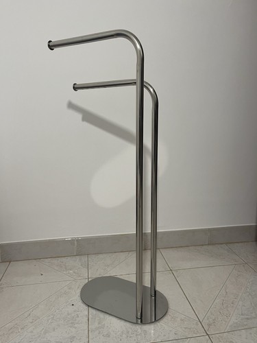 Piantana porta asciugamani